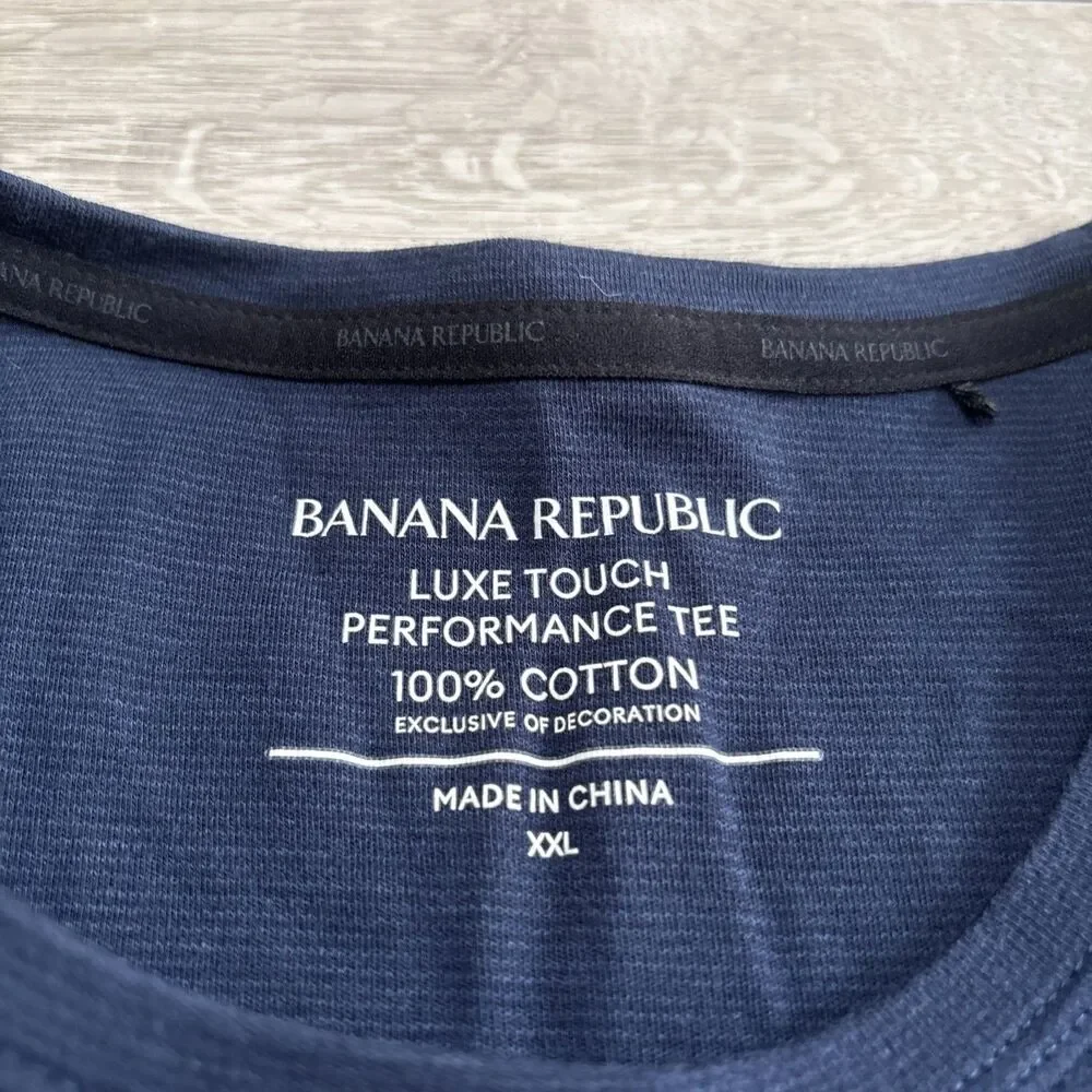 Banana Republic Luxe Touch Performance Tee XXL Blue 100% Cotton T Shirt